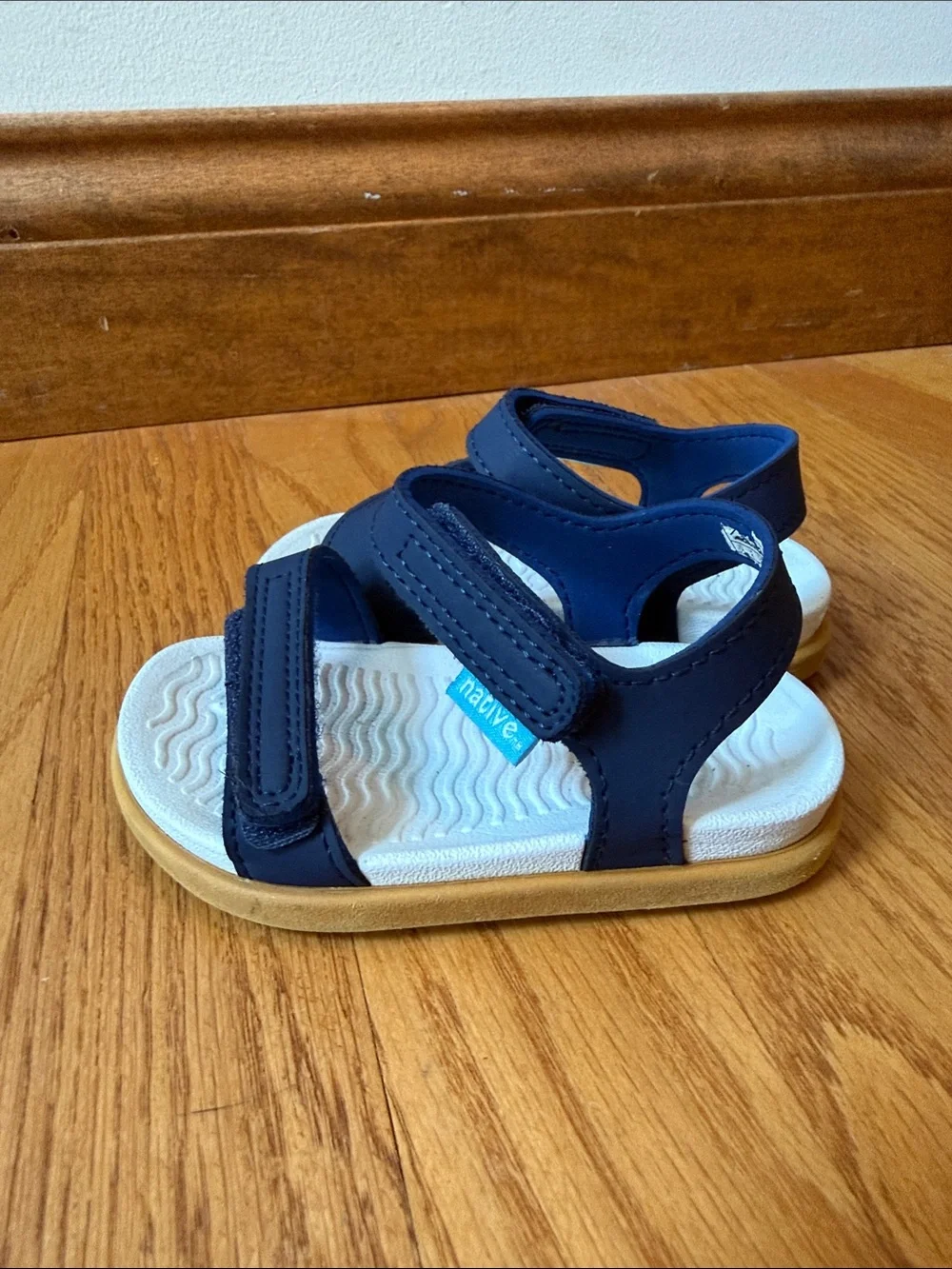 Native Navy Charley sandals Adjustable Velcro Closure Water Beach Toddler Size 5